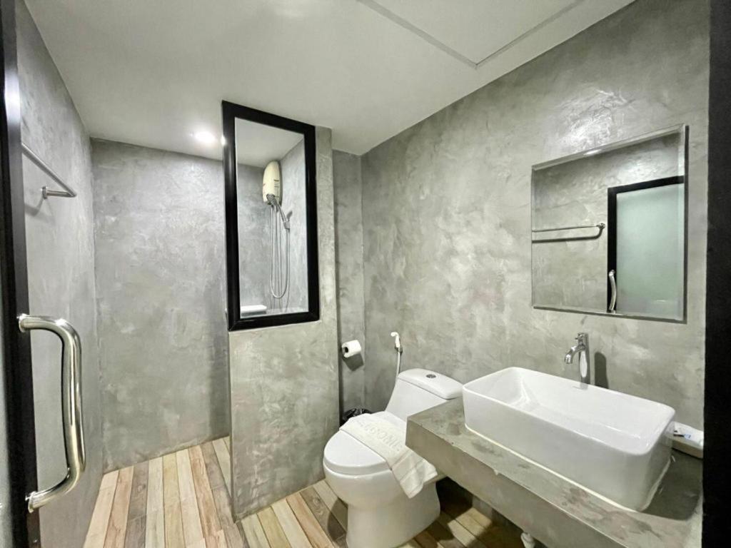 Thai Hotel Krabi Luaran gambar