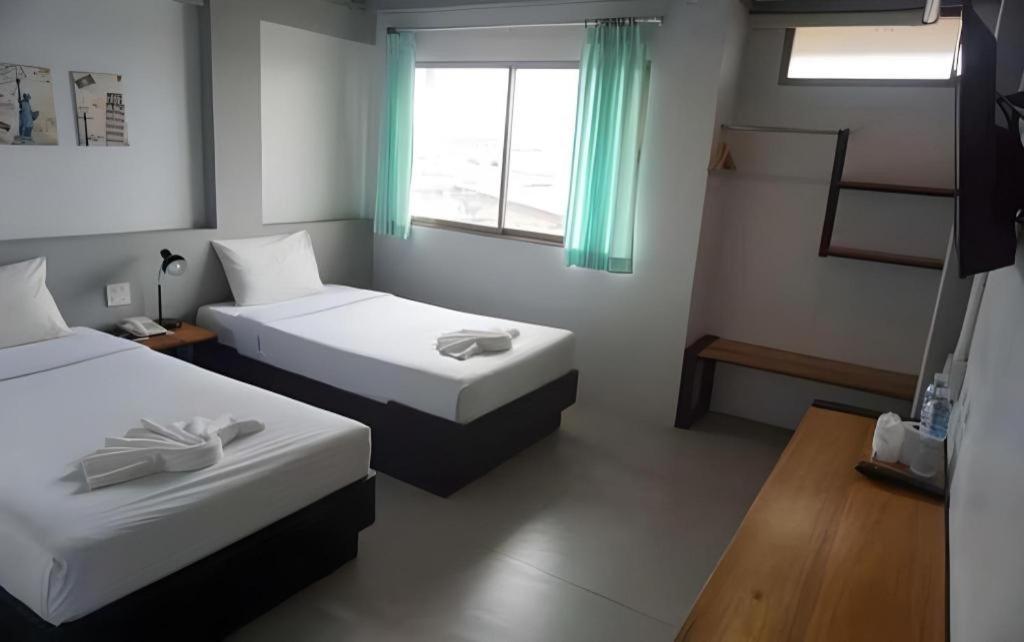 Thai Hotel Krabi Luaran gambar