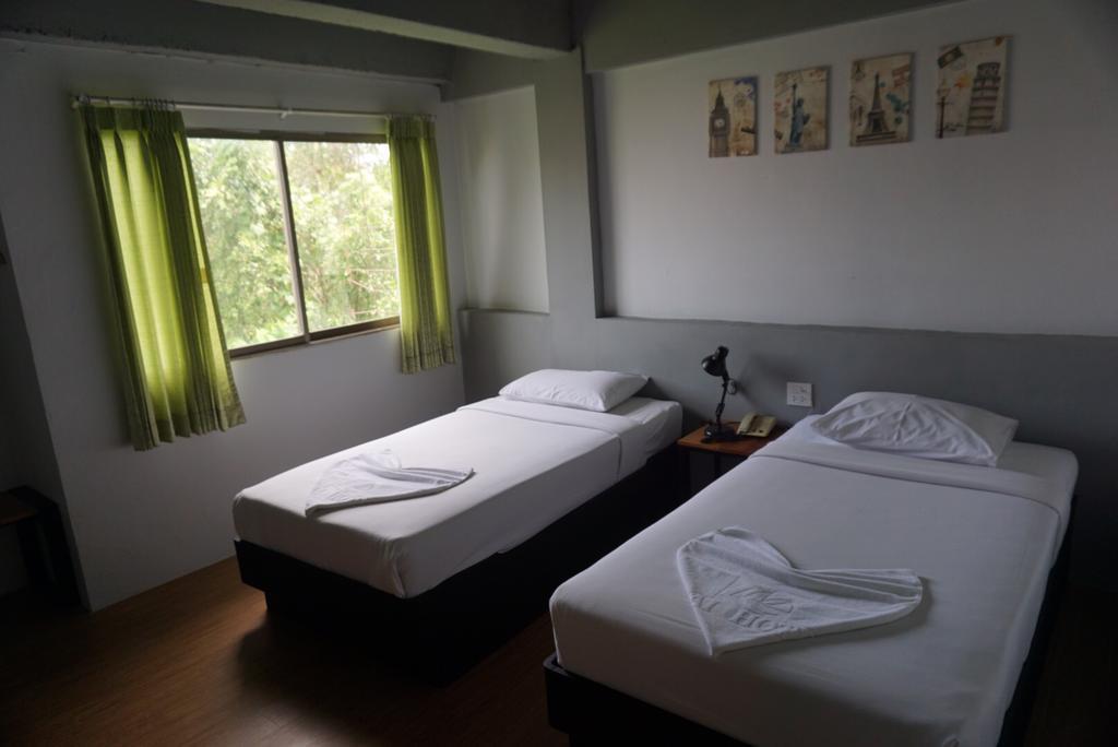 Thai Hotel Krabi Luaran gambar